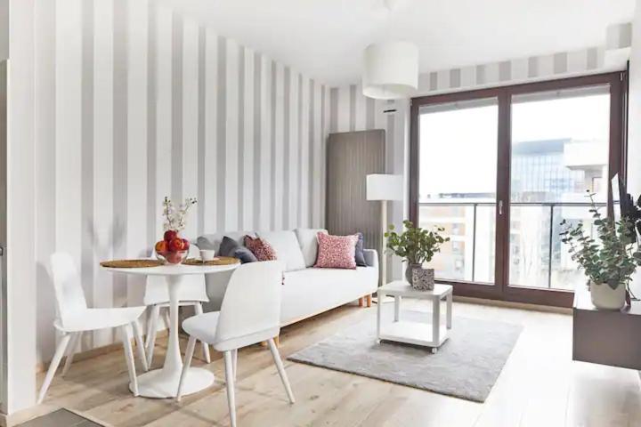 P&O Serviced Apartments Siedmiogrodzka III Warszawa Eksteriør billede